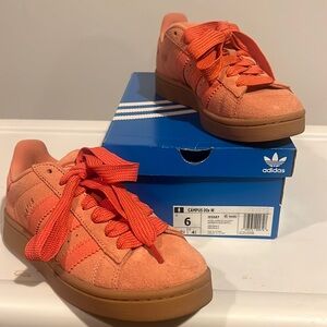 Adidas Campus 00s women’s size 6